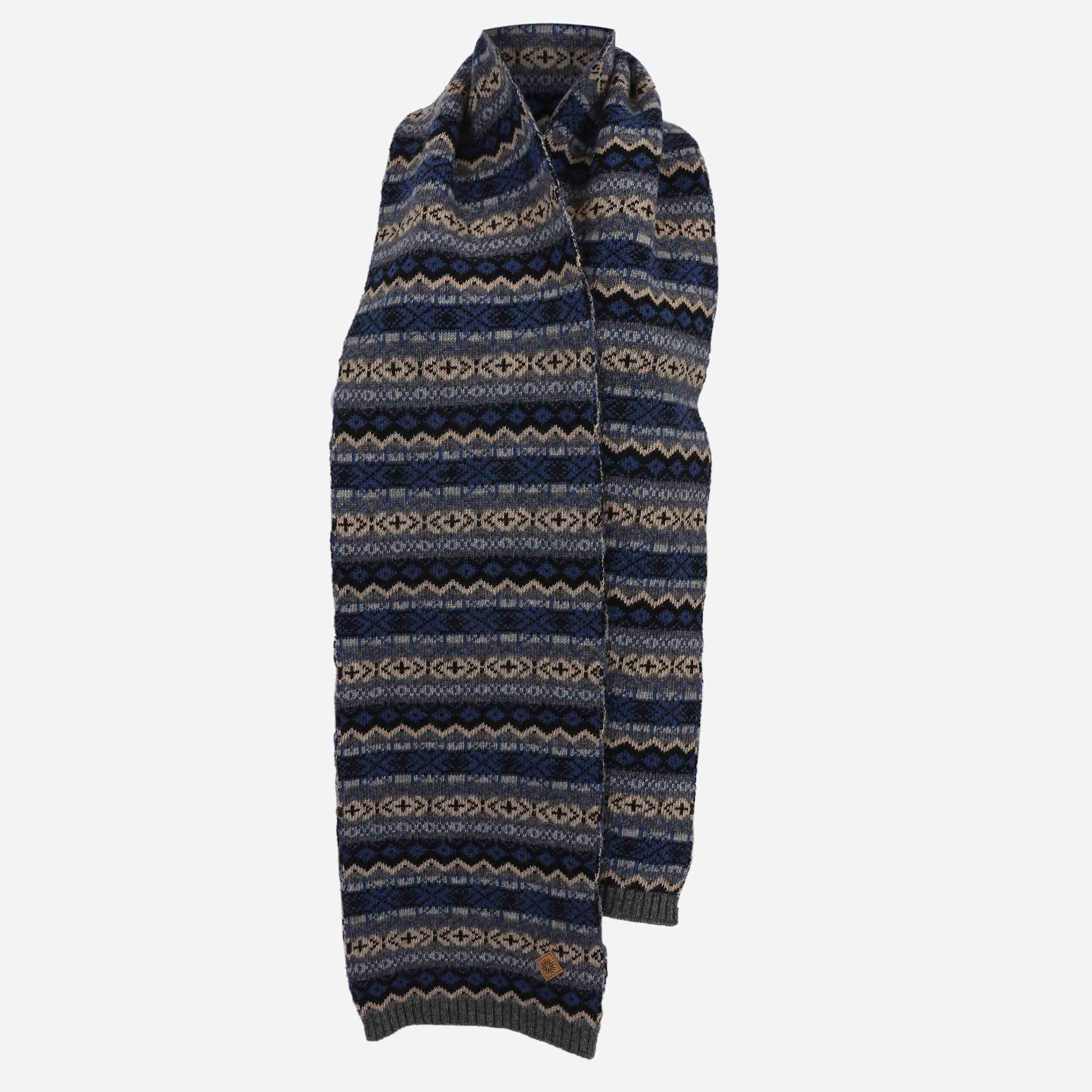 norwegian-wool-scarf-skrudur_1152-2.jpeg